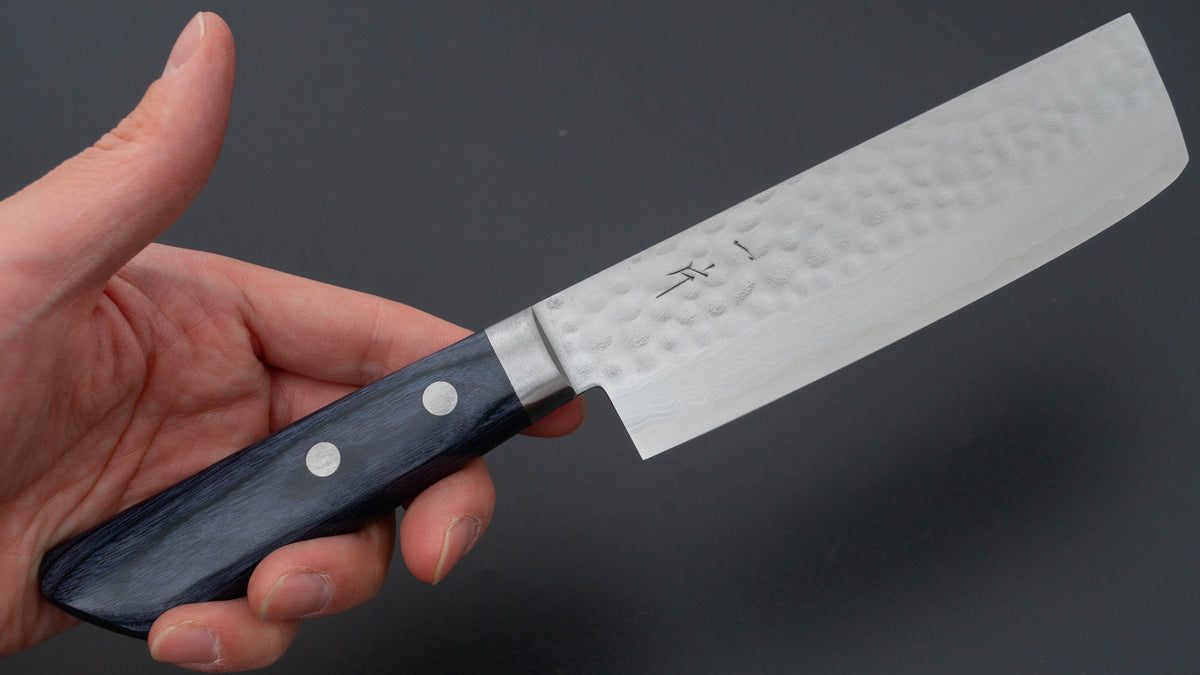 Hitohira NM V10 Tsuchime Damascus Nakiri 130mm Blue Pakka Handle