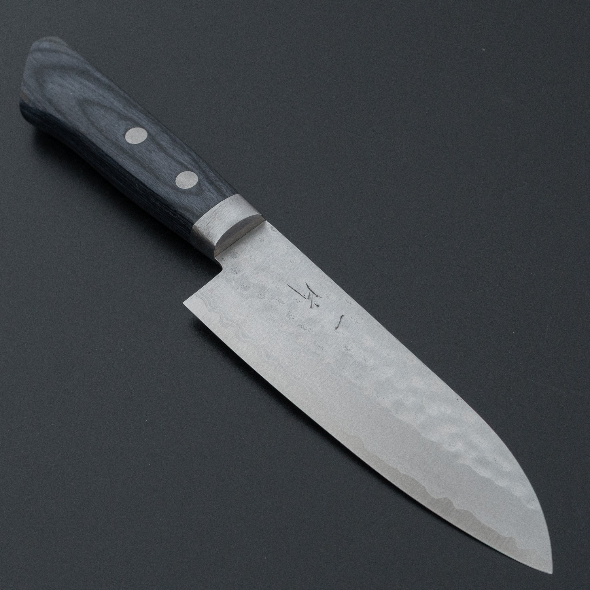 ひとひら NM V金10号 槌目ダマスカス 三徳 130mm 青合板柄 – HITOHIRA