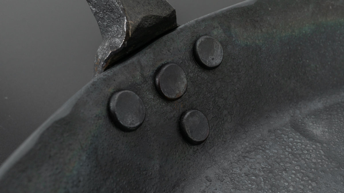 Kanatoko Hand Forged Iron Frying Pan 235mm Bottom Size (3mm/ Custom Ordered) - HITOHIRA