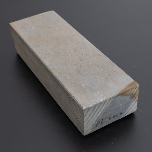 Hitohira Picked Mizukihara Uchigumori Natural Stone (No.0068)