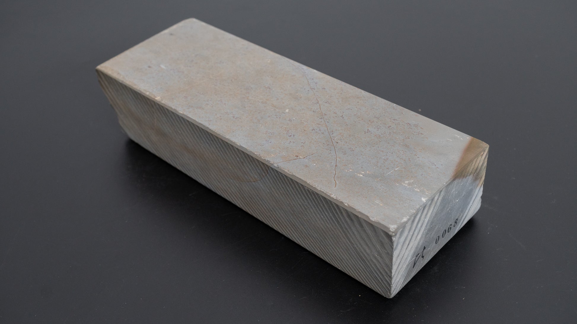 Hitohira Picked Mizukihara Uchigumori Natural Stone (No.0068)