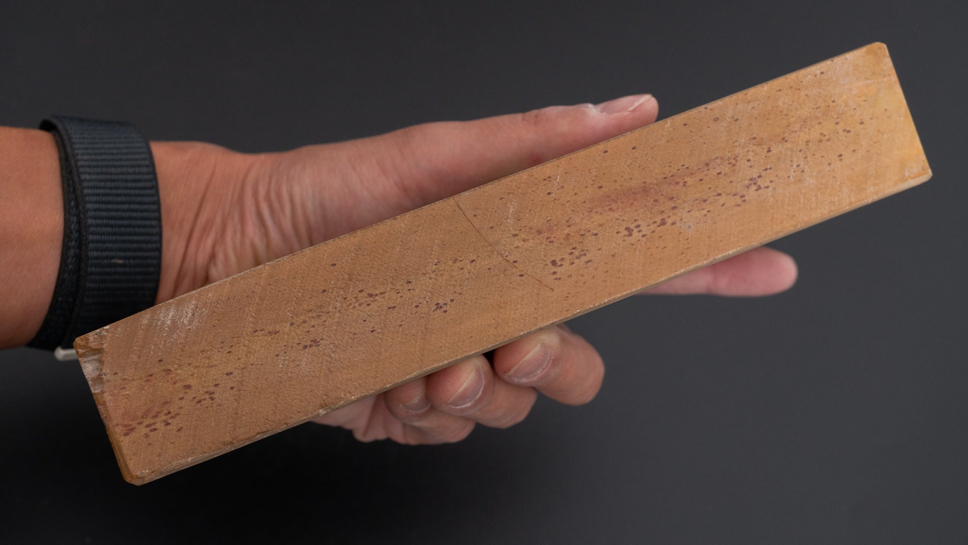 Hitohira Picked Shobudani Natural Stone (No.0070)