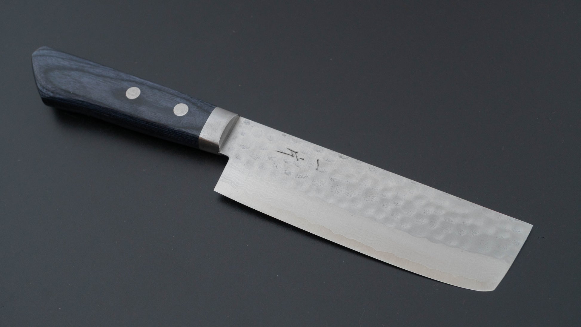 Hitohira NM V10 Tsuchime Damascus Nakiri 130mm Blue Pakka Handle