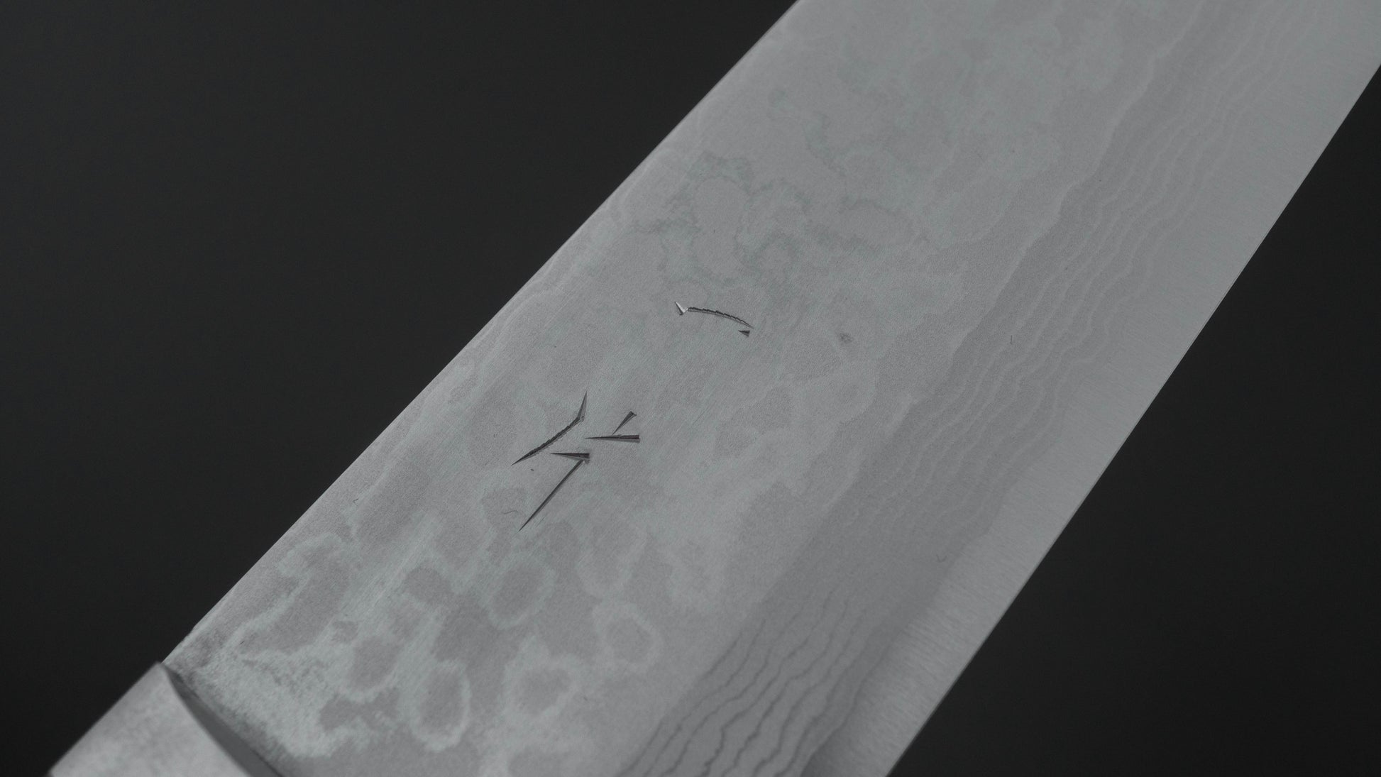 Hitohira NM V10 Damascus Santoku 170mm Brown Pakka Handle