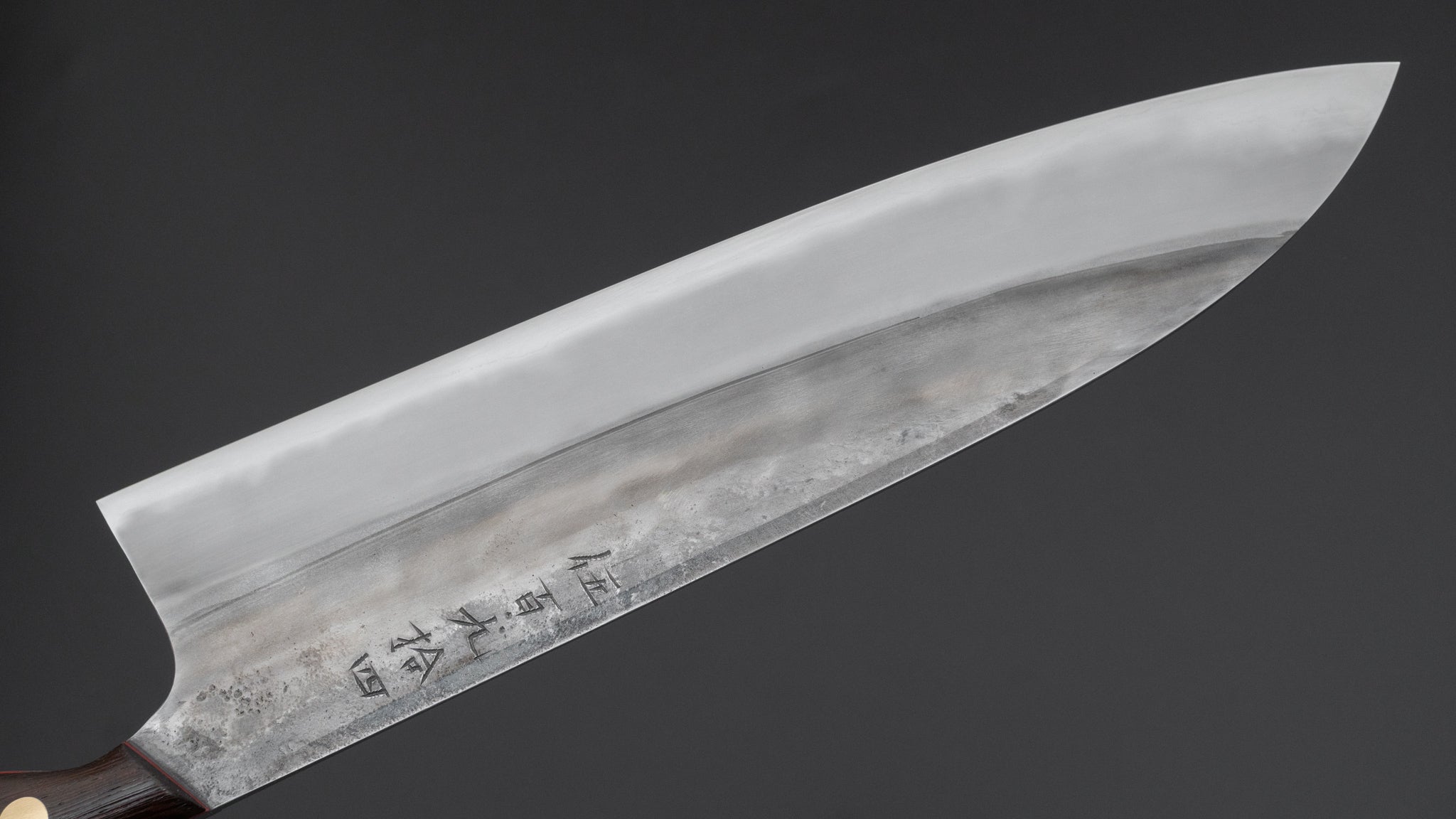 かじや次郎 鎚目 洋式 牛刀 240mm 鉄刀木柄 (#594) – HITOHIRA