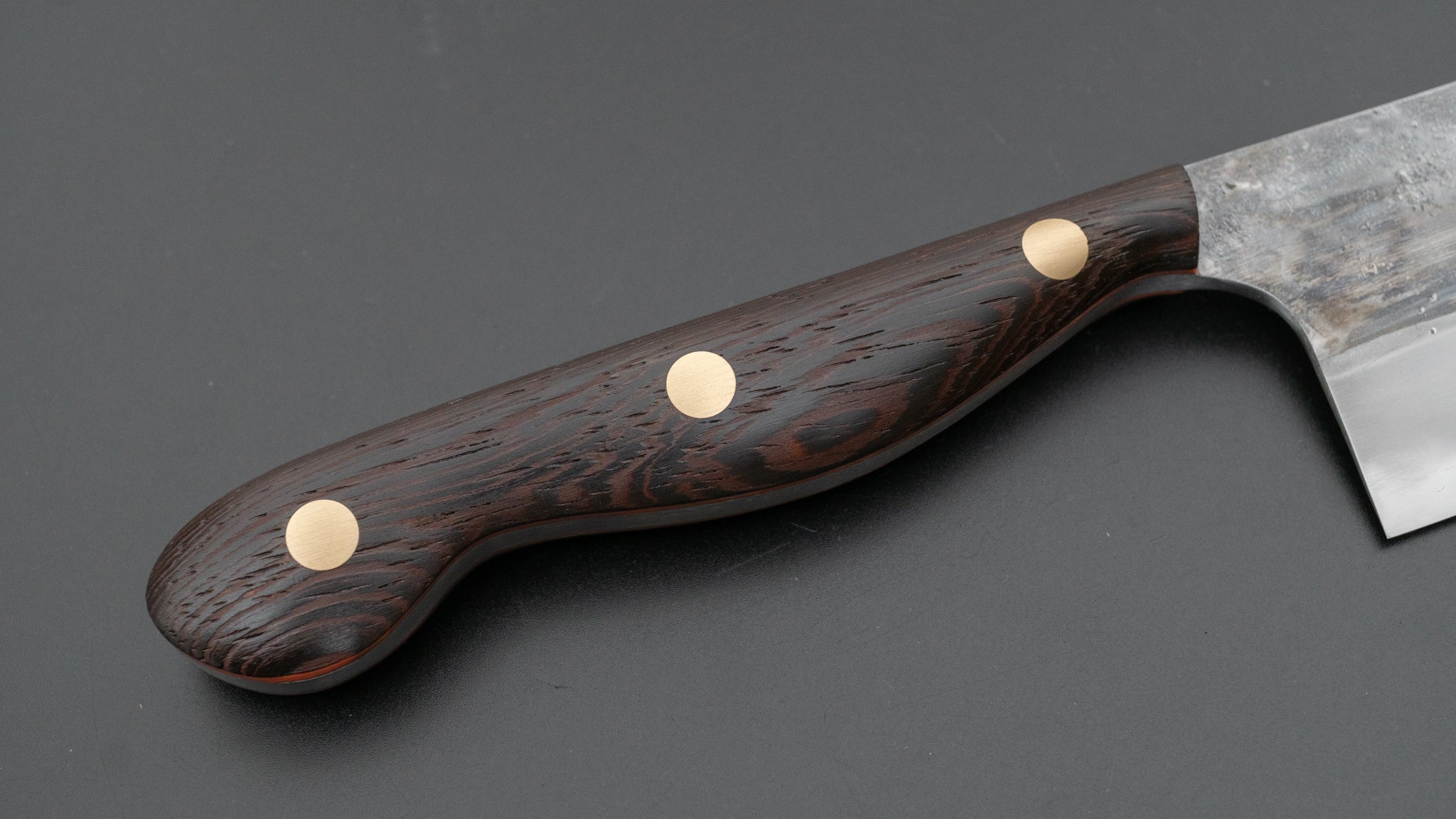 かじや次郎 鎚目 洋式 牛刀 240mm 鉄刀木柄 (#595) – HITOHIRA