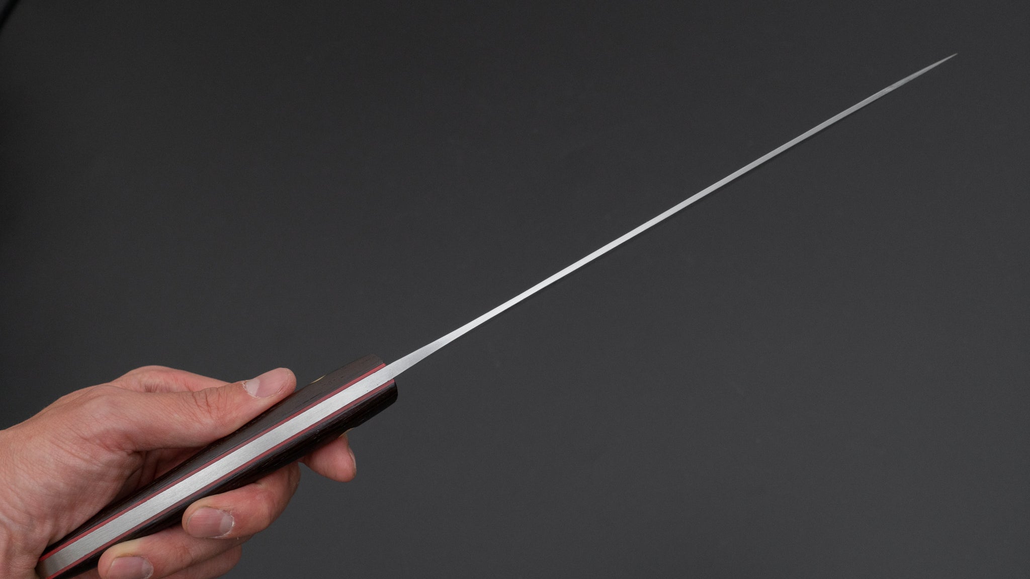 かじや次郎 鎚目 洋式 牛刀 240mm 鉄刀木柄 (#597) – HITOHIRA