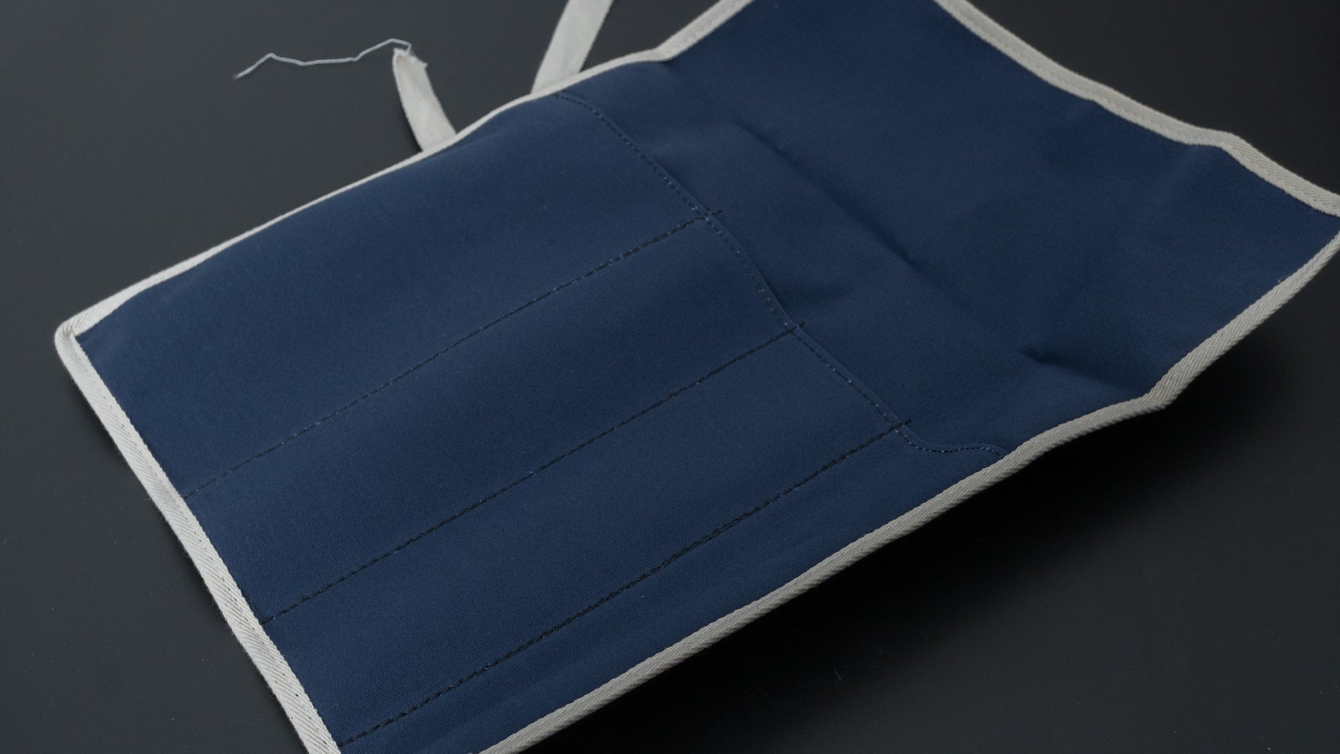 Hitohira 4 Pockets Canvas Knife Roll Navy