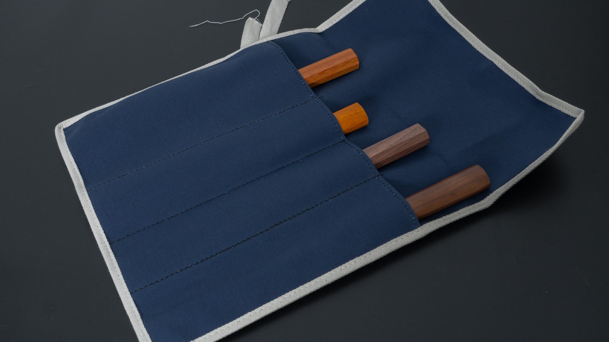 Hitohira 4 Pockets Canvas Knife Roll Navy