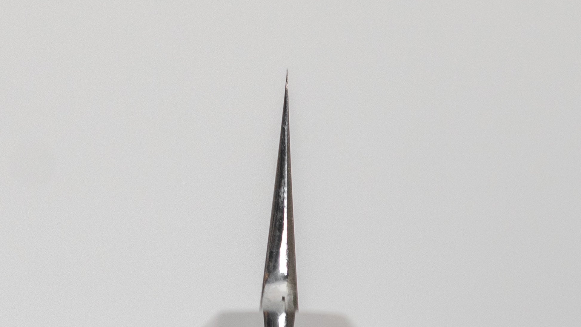 Hitohira Kikuchiyo Mosuke Silver #3 Mirror Polished Yanagiba 270mm Ebony Handle (Saya)