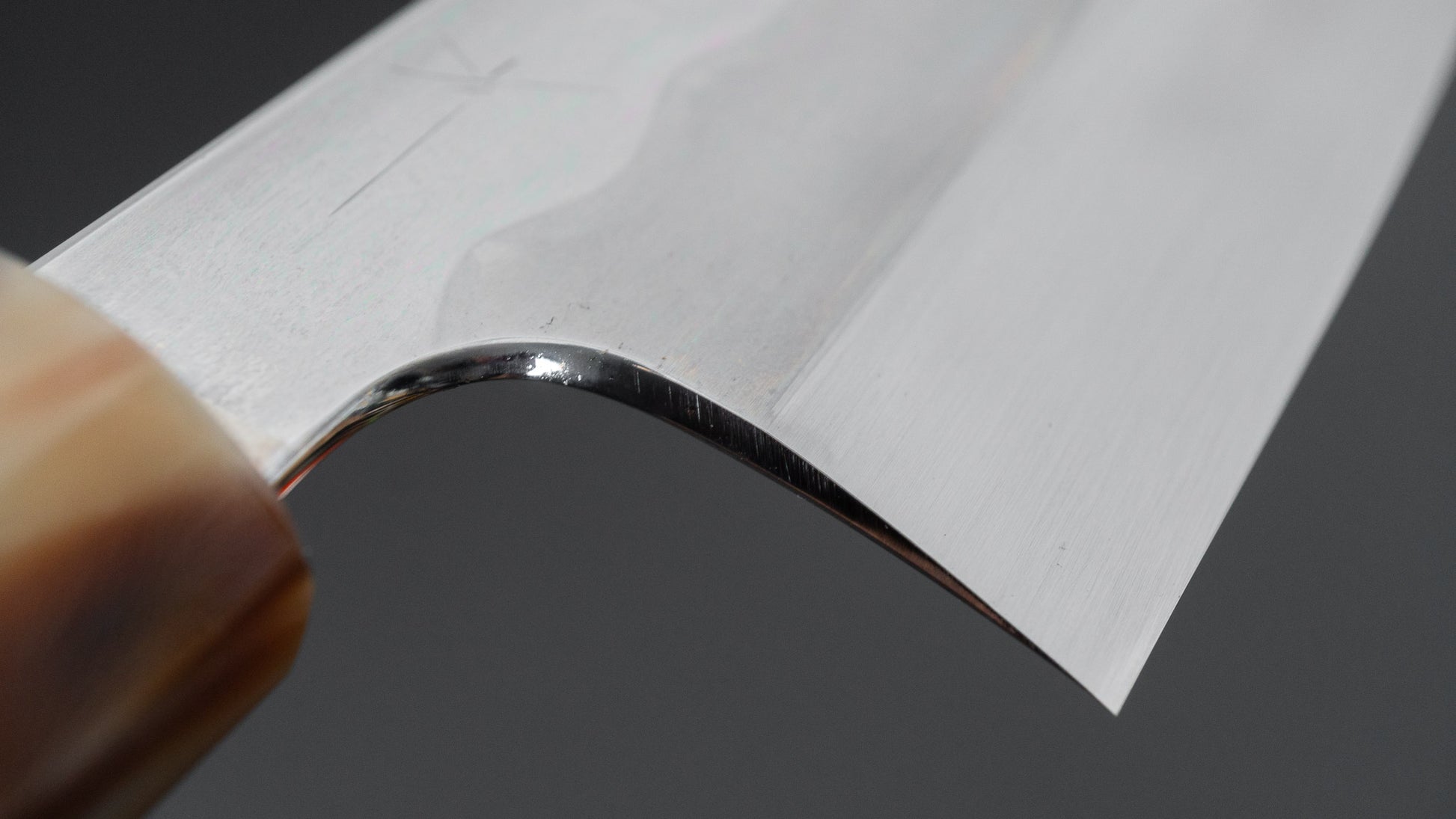 Hitohira Togashi White #1 Notaremon Mizu Honyaki Santoku 180mm Taihei Makassar Ebony Handle (#131/ Saya)