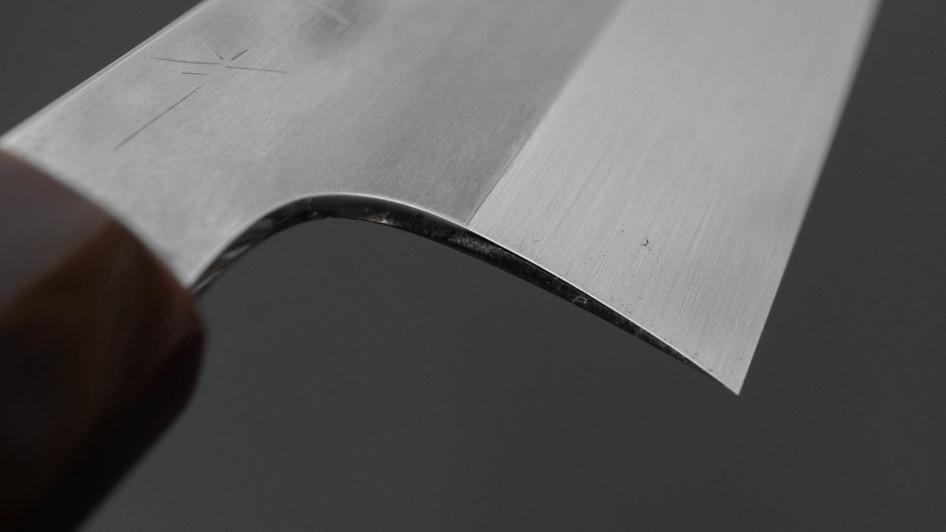 Hitohira Togashi Blue #1 Notaremon Mizu Honyaki Gyuto 240mm Taihei Ebony Handle (#133/ Saya)