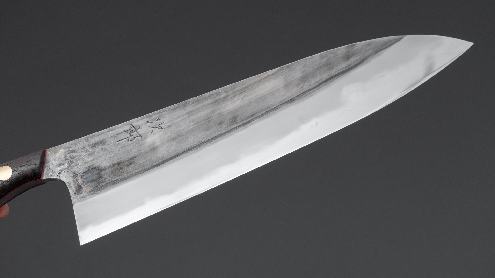 かじや次郎 鎚目 洋式 牛刀 240mm 鉄刀木柄 (#672) – HITOHIRA