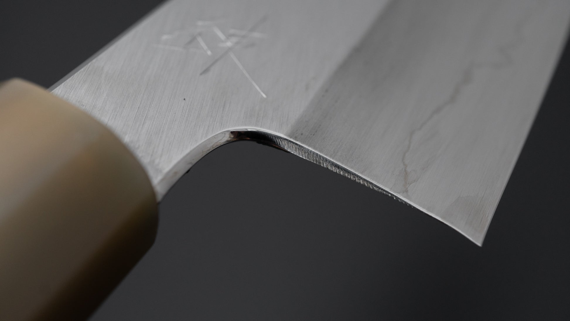 Hitohira Kikuchiyo Ren Silver #3 Santoku 180mm Ebony Handle