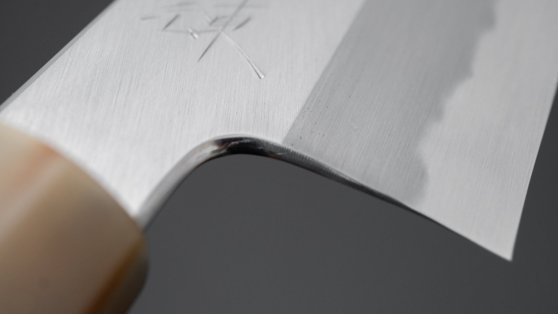 Hitohira Kikuchiyo Ren Blue #2 Santoku 180mm Ebony Handle