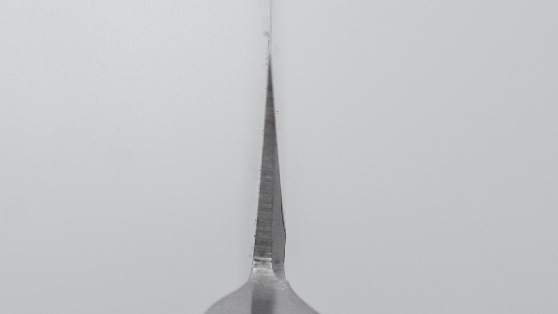 Hitohira FJ VG-1 Left-Handed Yanagiba 210mm Pakka Handle