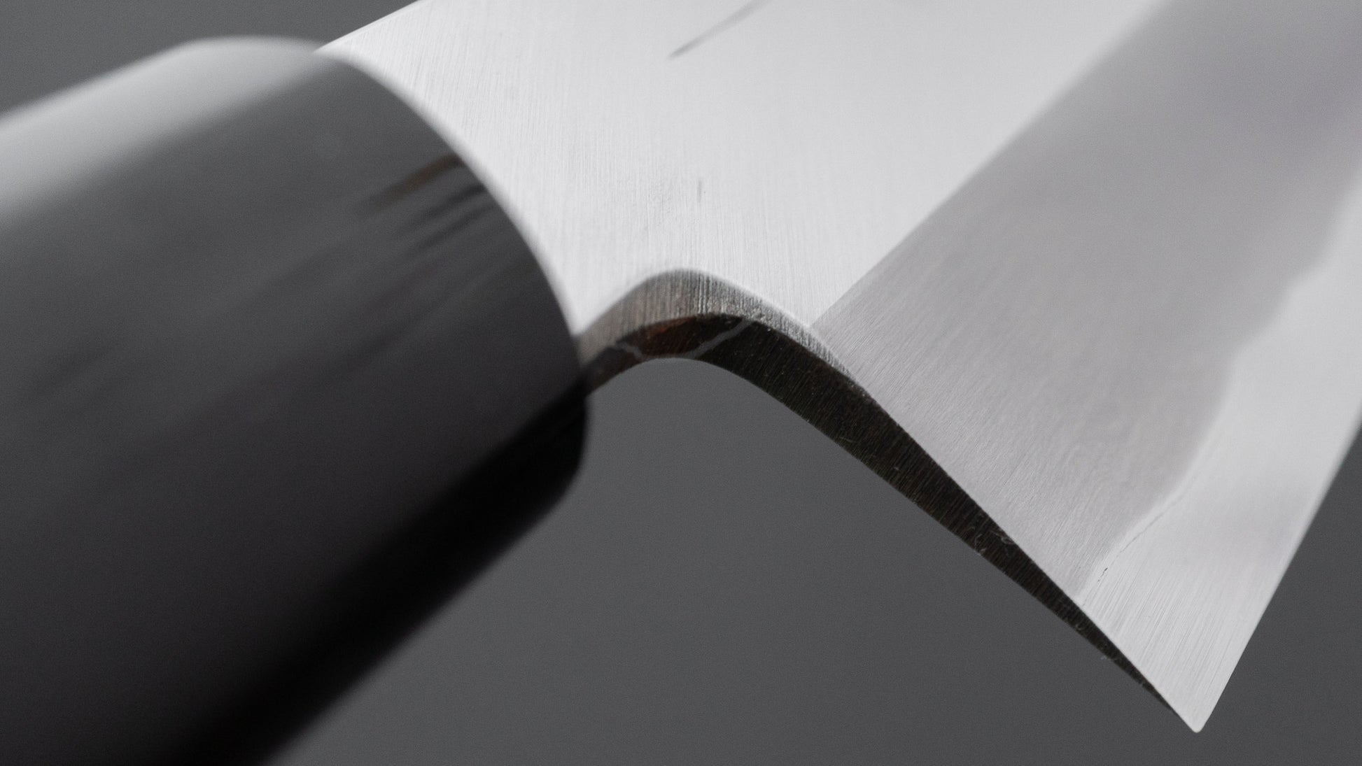 Hitohira Togashi White #2 Kamagata Usuba 225mm Ho Wood Handle (D-Shape/ Saya)