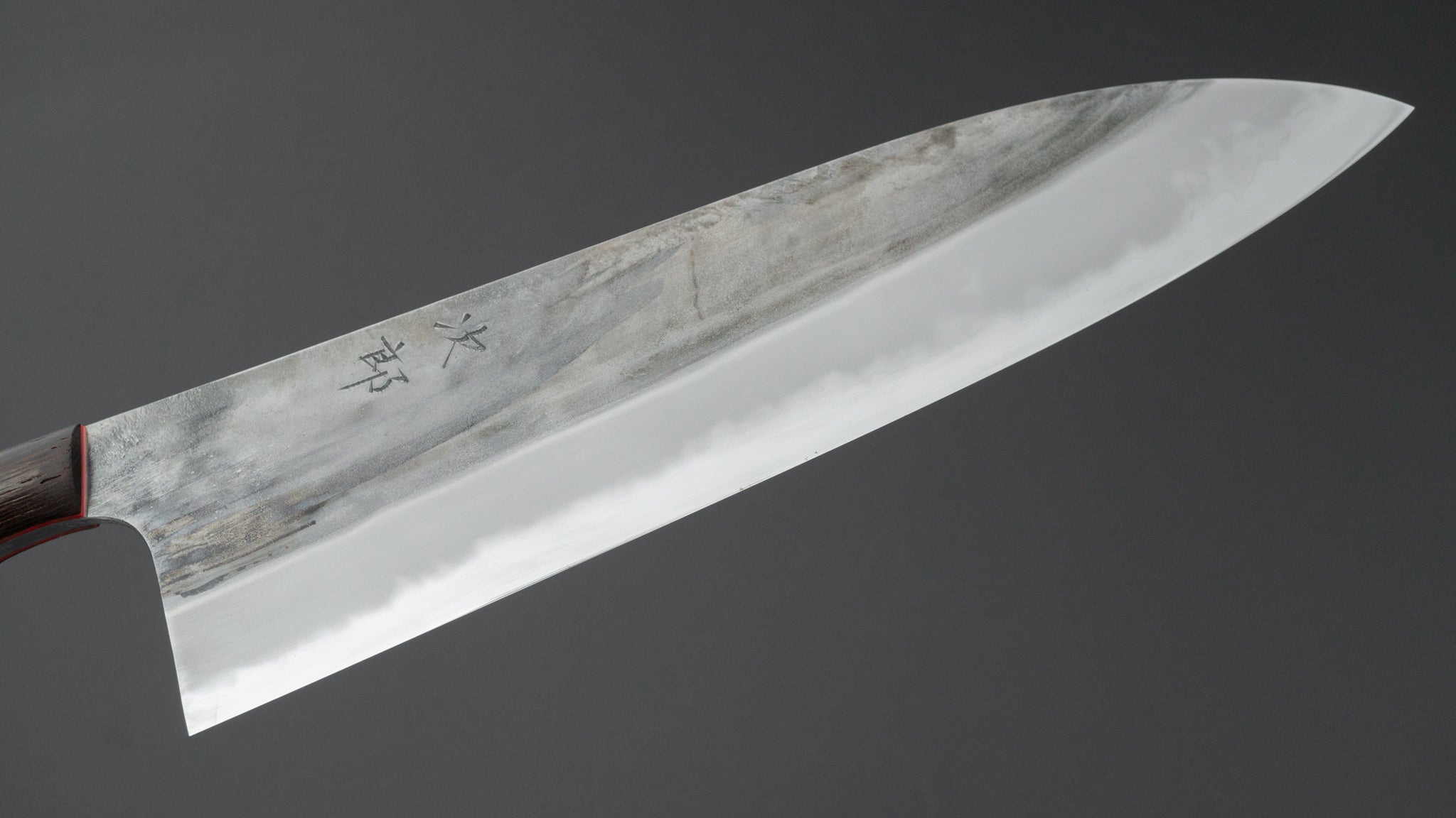 かじや次郎 鎚目 洋式 牛刀 240mm 鉄刀木柄 (#683) – HITOHIRA