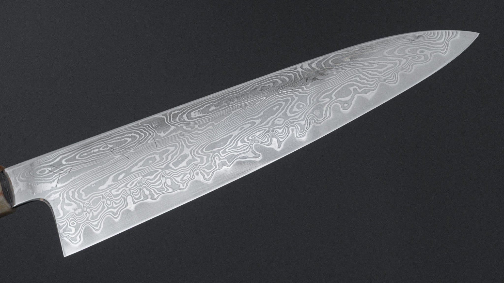 ひとひら 中川 以蔵 SG STRIX 牛刀 210mm 黒檀柄 – HITOHIRA