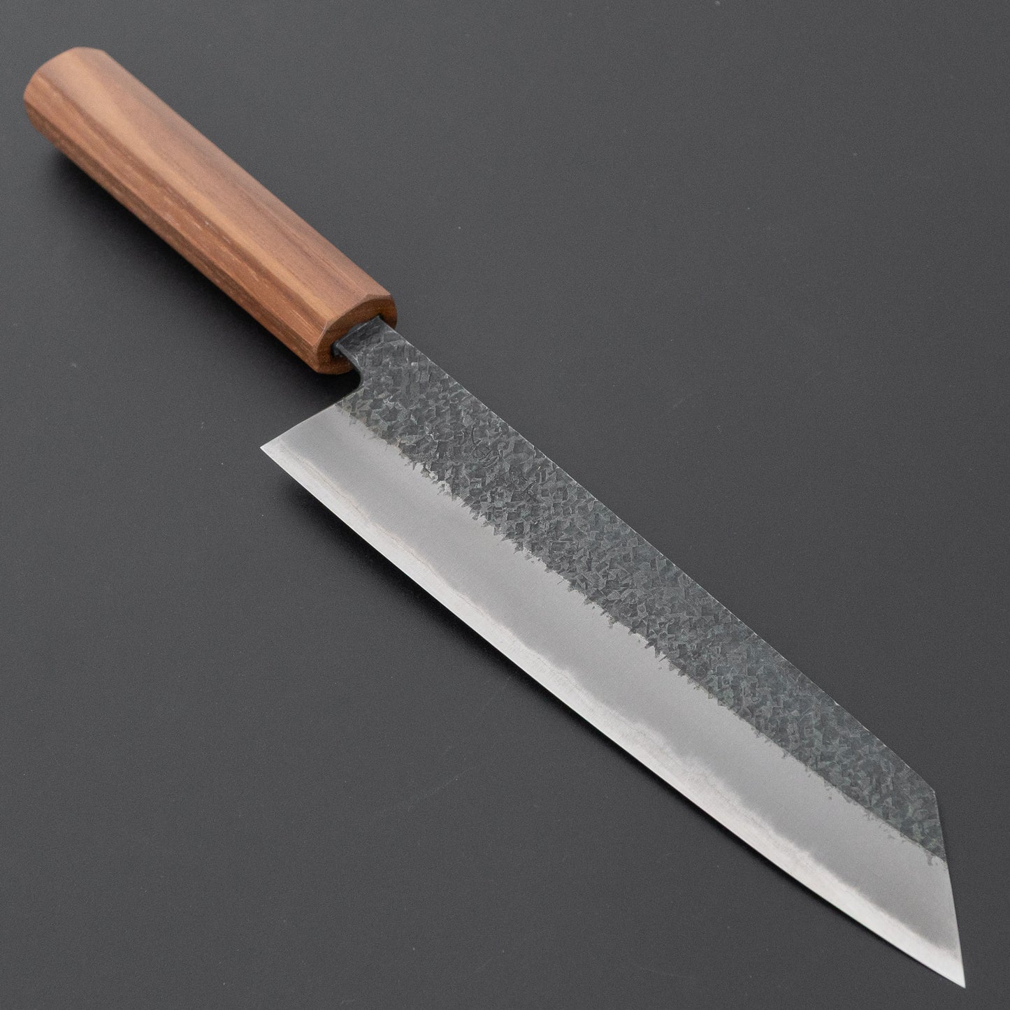 宗石工房 青2 槌目 黒打 切付牛刀 210mm ウォールナット柄