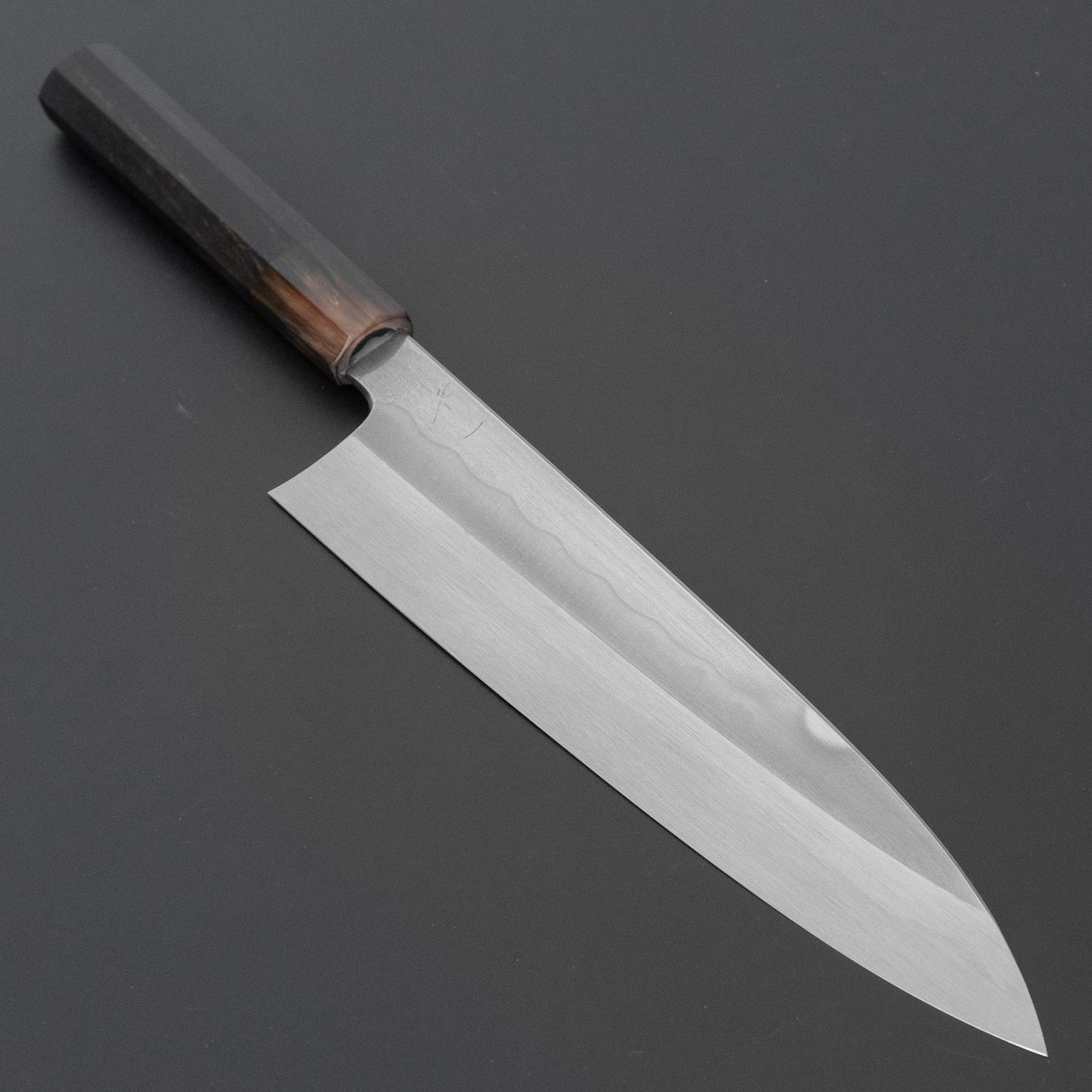 ひとひら 富樫 青一鋼 湾れ紋 水本焼 牛刀 240mm 太平黒檀柄 (#169)