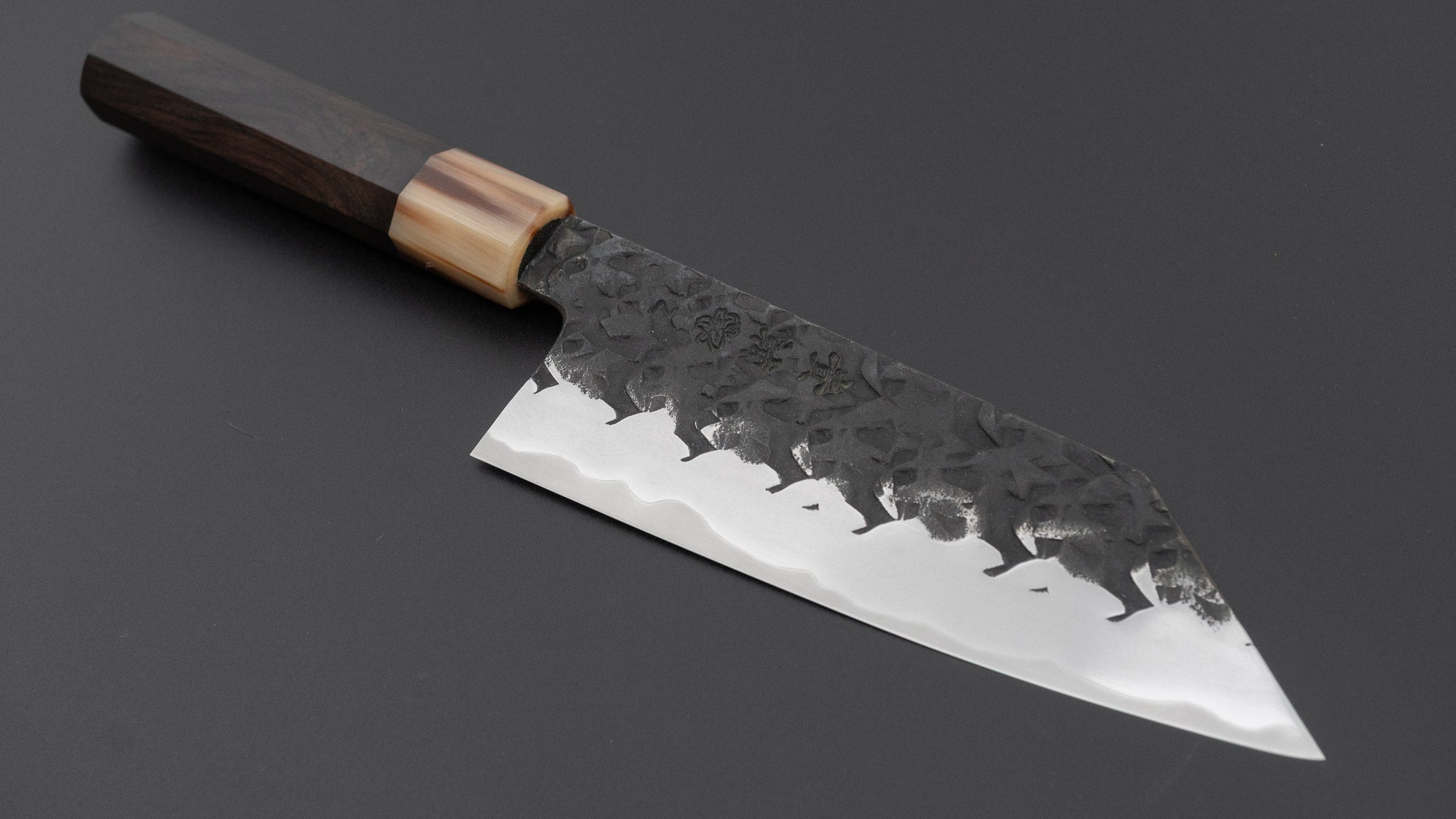間中刃物 貴輔 ビースト 黒打 ZDP-189 文化 165mm 黒檀柄 – HITOHIRA