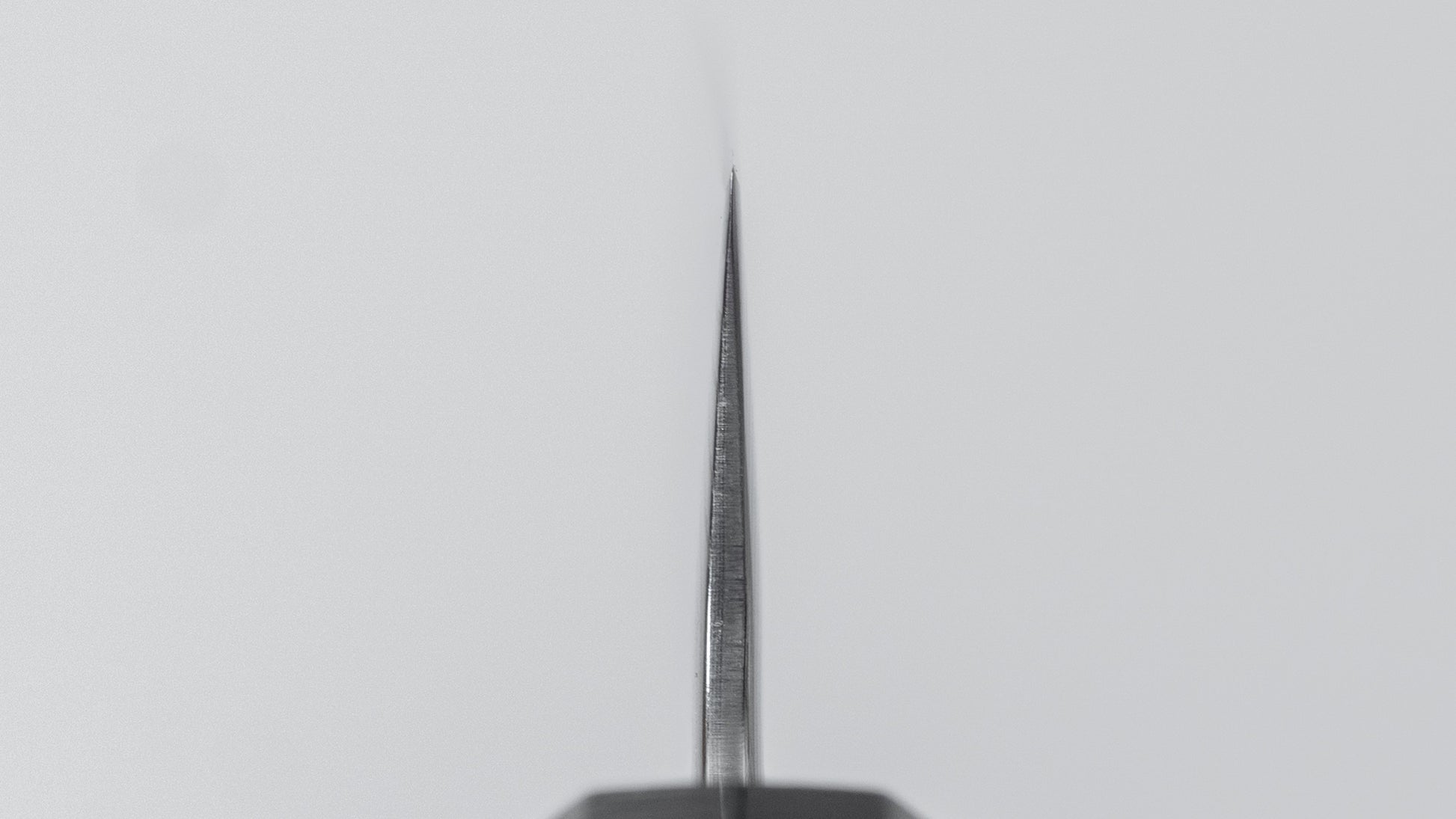 Hitohira Futana SUS440 Stainless Damascus Petty 135mm Walnut Handle