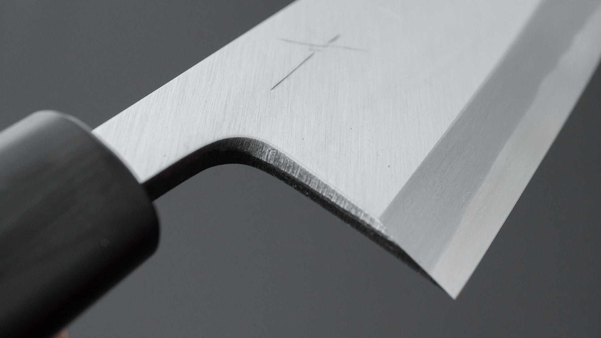 Hitohira Togashi White #2 Deba 150mm Ho Wood Handle (D-Shape/ Saya)