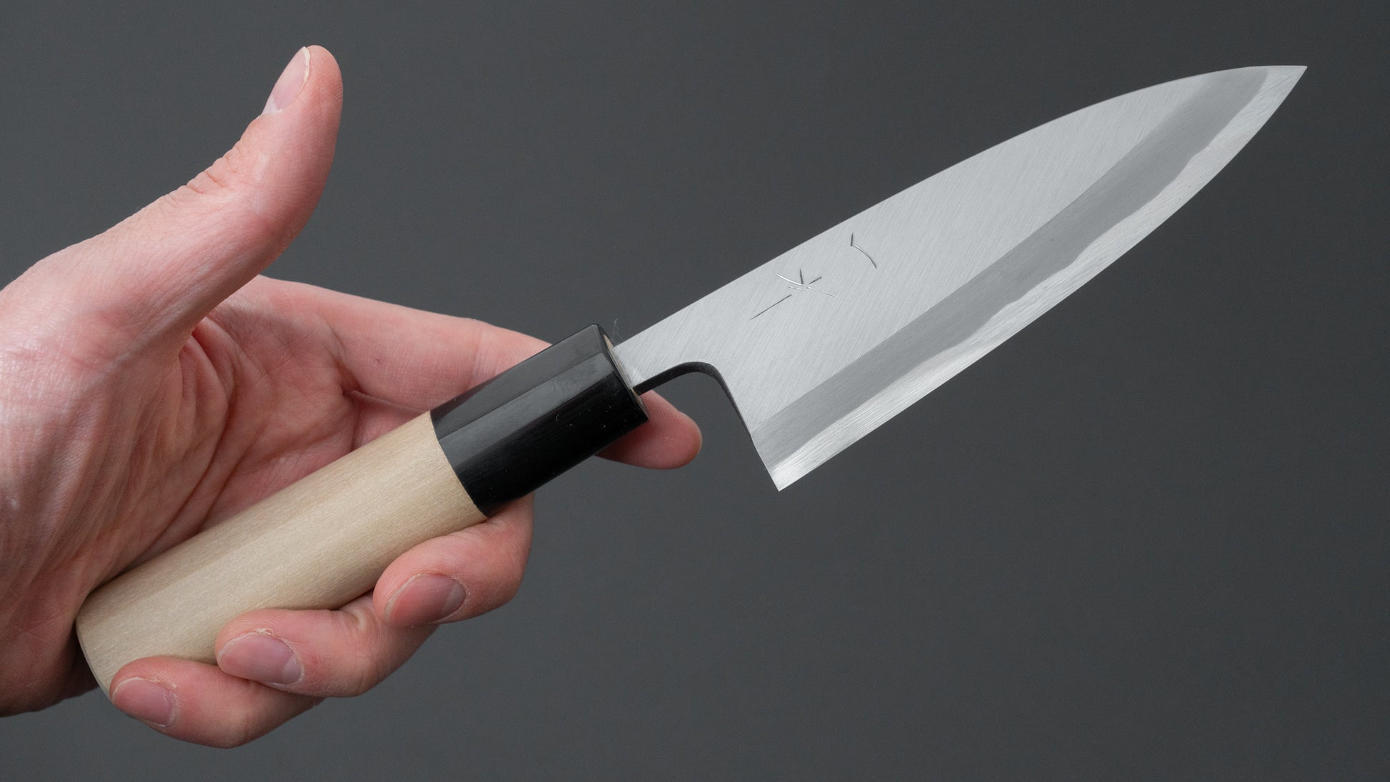 Hitohira Togashi White #2 Deba 120mm Ho Wood Handle (D-Shape/ Saya)