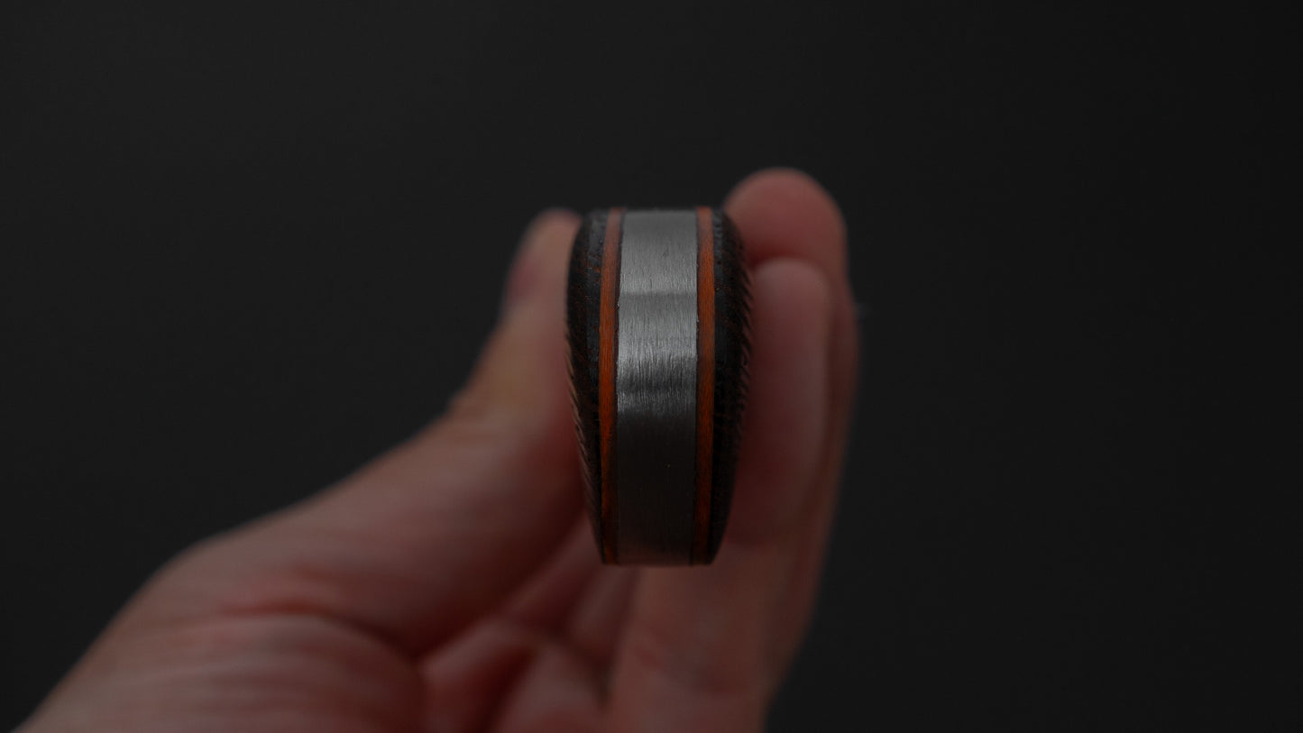 かじや次郎 鎚目 洋式 牛刀 210mm 鉄刀木柄 (#841)
