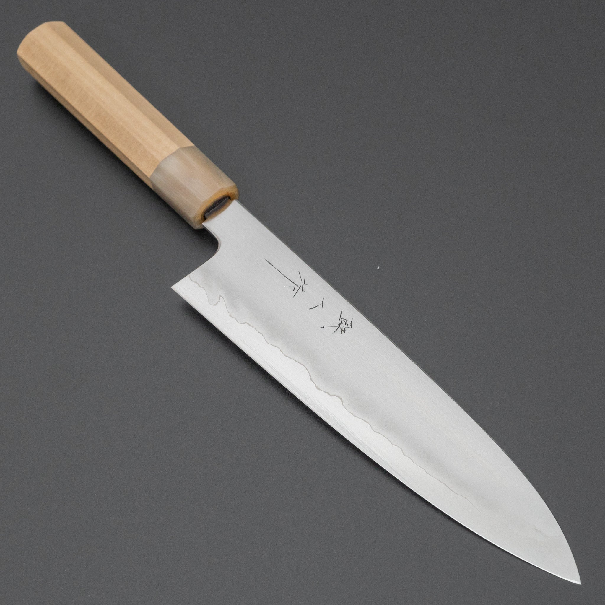 鉄人刃物 銀三 浮刃 牛刀 210mm 朴柄 – HITOHIRA