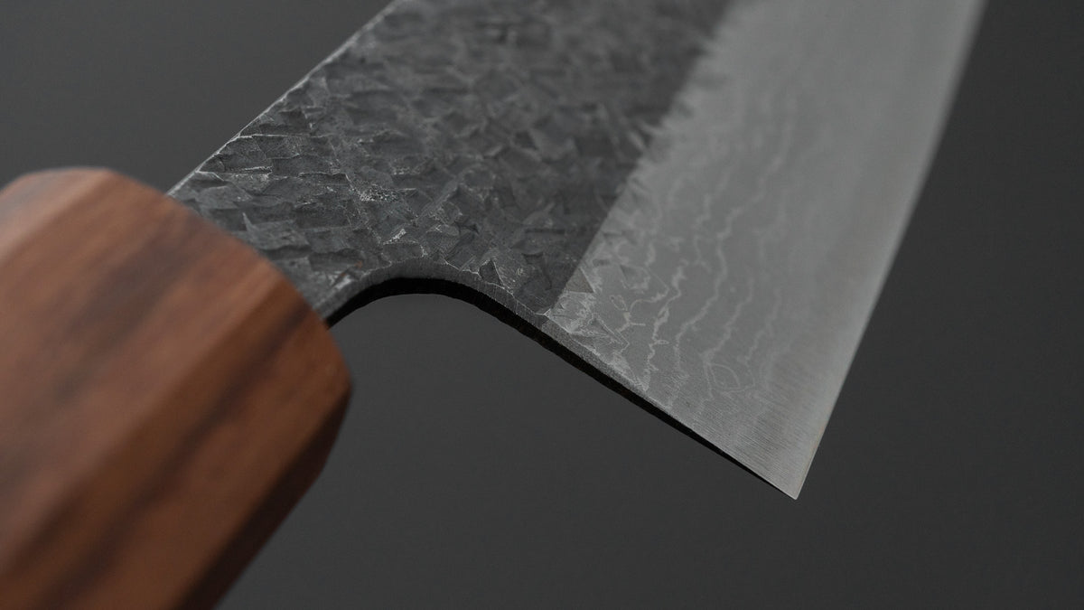 宗石工房 青2 槌目 黒打ダマスカス 三徳 165mm ウォールナット柄