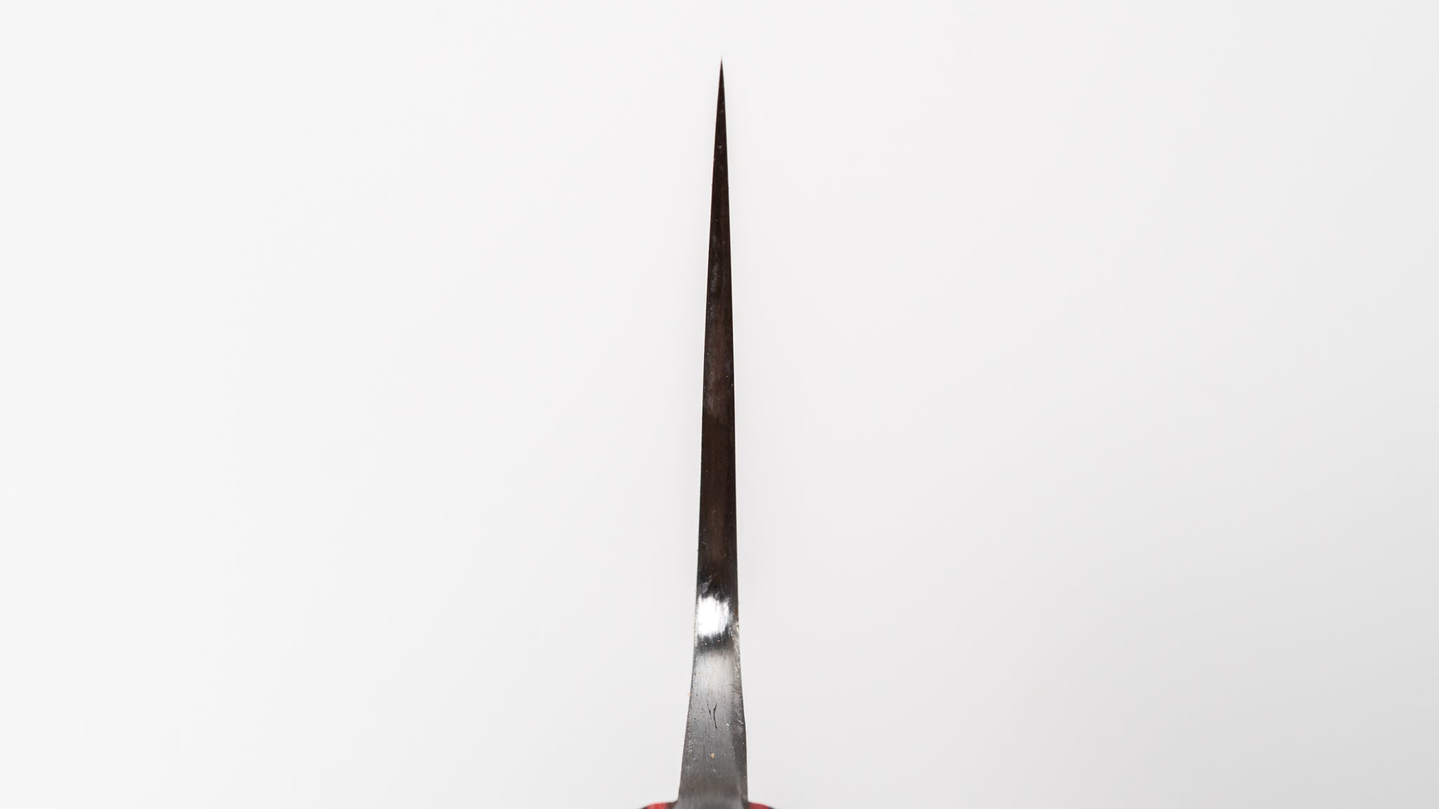 かじや次郎 鎚目 洋式 牛刀 240mm 鉄刀木柄 かじや次郎 鎚目 洋式 牛刀 240mm 鉄刀木柄 (#746) – HITOHIRA