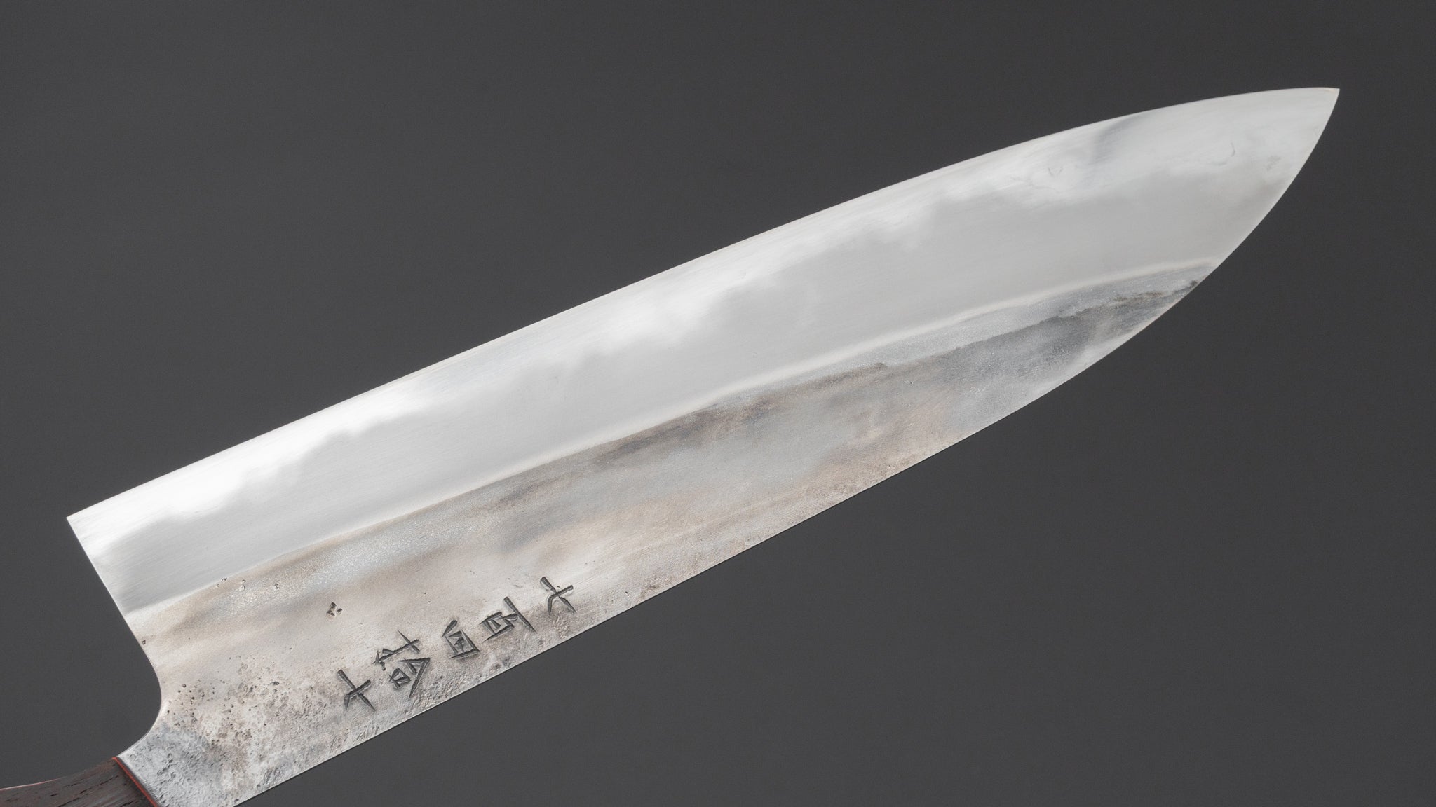 かじや次郎 鎚目 洋式 牛刀 240mm 鉄刀木柄 (#747) – HITOHIRA