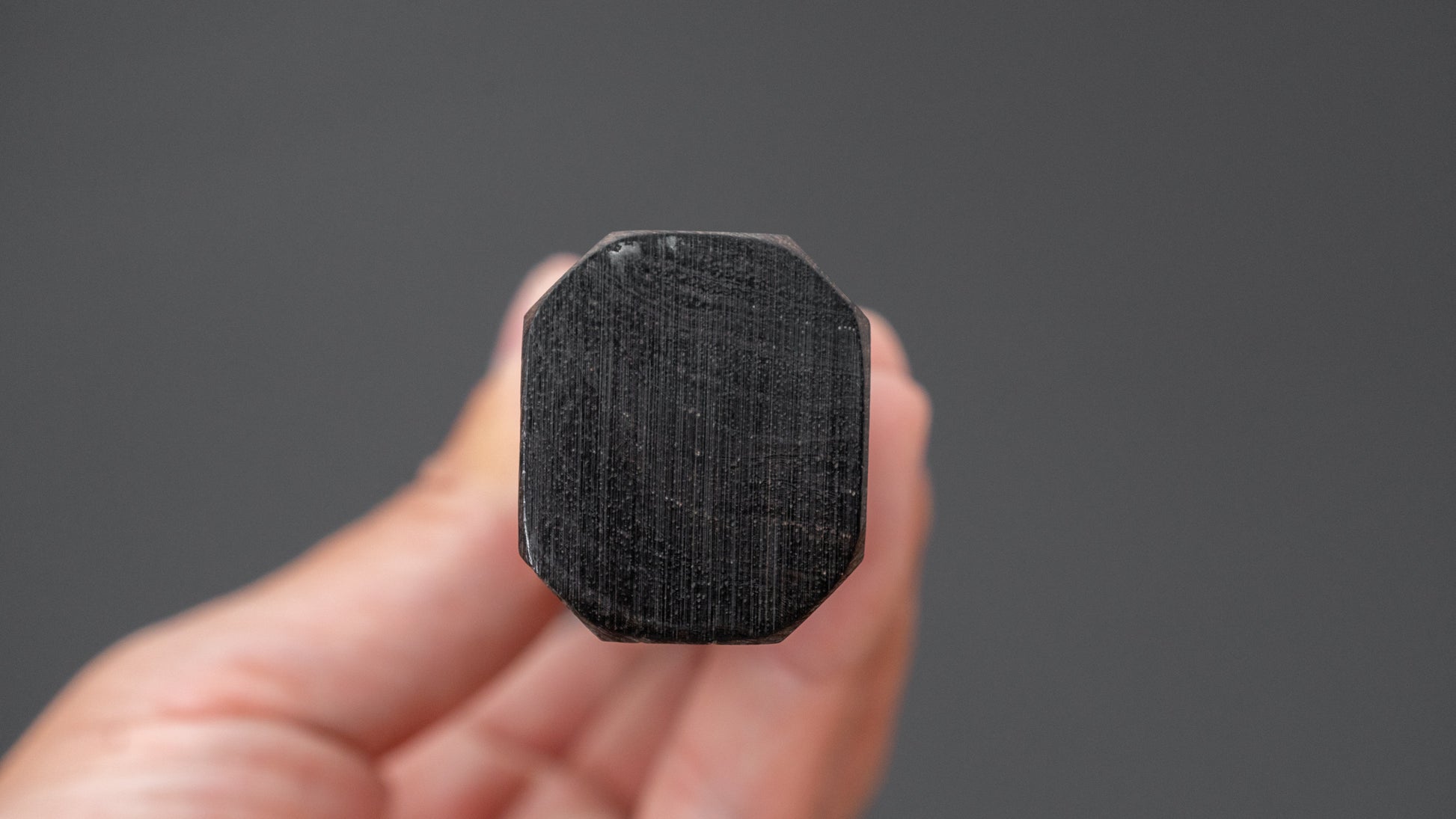 Hitohira Imojiya TH Stainless Santoku 180mm Ebony Handle (Wa)