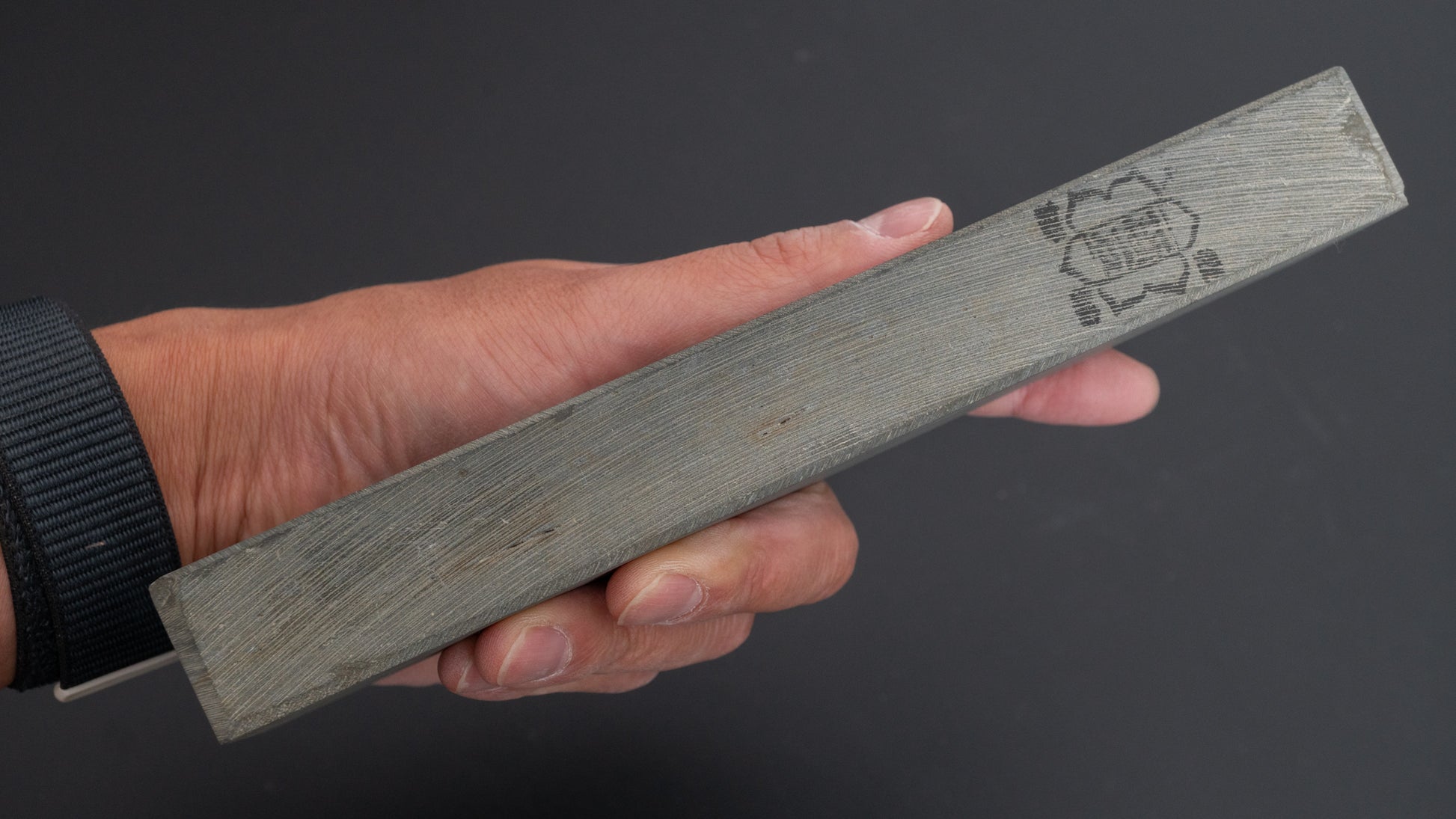 Hitohira Aoto Half Round Natural Stone