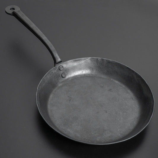 Kanatoko Hand Forged Iron Frying Pan 180mm Bottom Size (2.3mm) - HITOHIRA