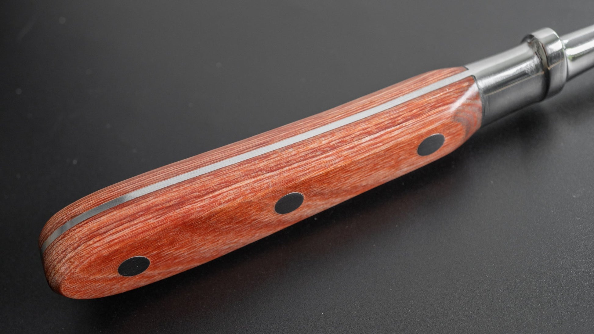 Hitohira Curved Carving Fork Red Pakka Handle - HITOHIRA