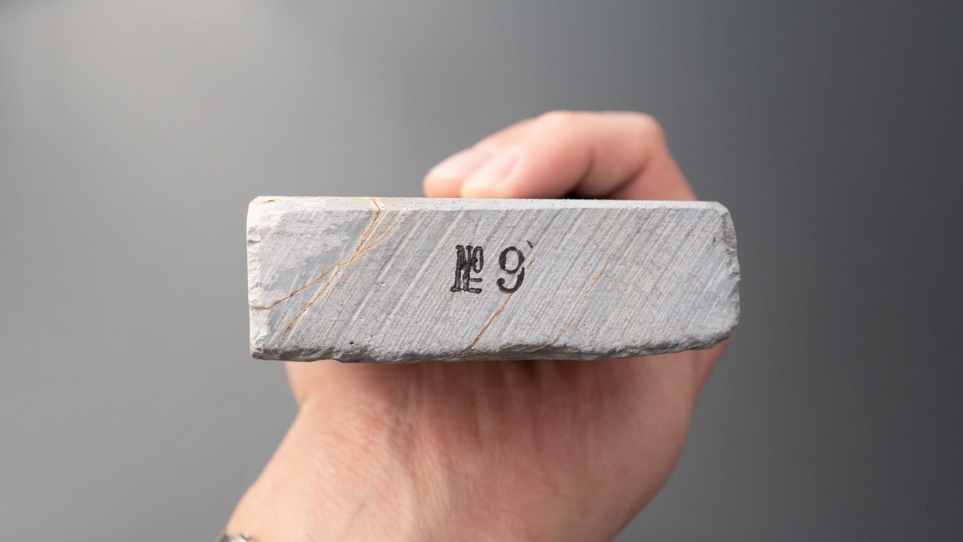 Morihei Uchigumori Natural Stone (Hato/ No.9) | HITOHIRA